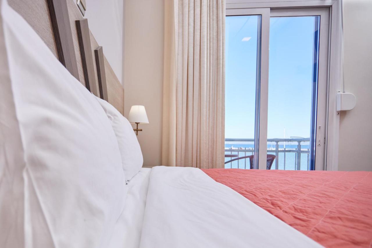 Amalia City Rooms Chios Town Luaran gambar